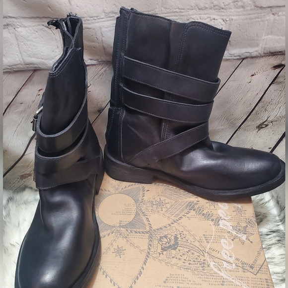 Free People Santa Fe Moto Boots. - Picture 3 of 8